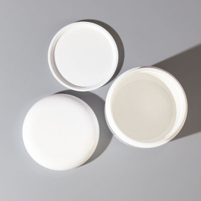 White Matte Butter Face Sample Cream Packaging with Customized Colors and Matching Heat Induction Liner